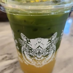 Payaq Cafe & Bar ตรอกบ้านดิน