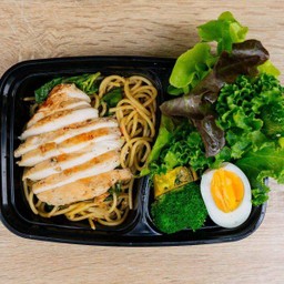 สปาเก็ตตี้อกไก่