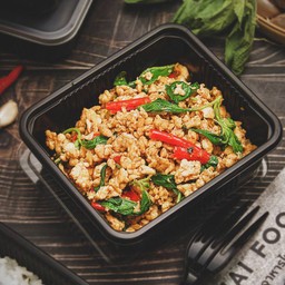 กะเพราไก่ กับข้าว