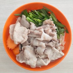 G2 อิ่มฟินหมู