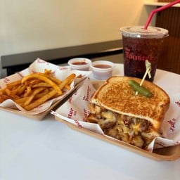 The Toaster 101- แซนวิชกริลร้อน เจริญศรี ปาร์ค