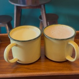 นมสดน้ำผึ้งร้อน