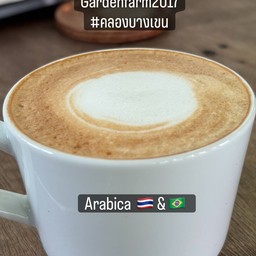คาปูชิโนร้อน
