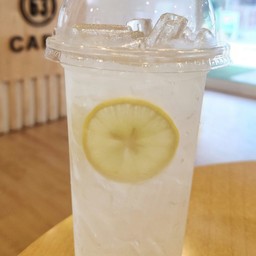 น้ำผึ้งมะนาว