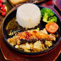 [อร่อยซ่ากับโค้ก] ข้าวแซลมอนเทอริยากิ +  โค้ก ไม่มีน้ำตาล (กระป๋อง)