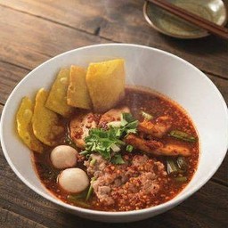 ก๋วยเตี๋ยวต้มยำ หมู