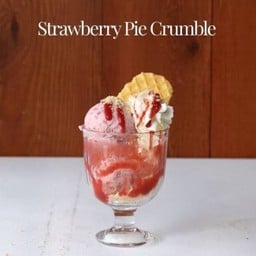 Strawberry Pie Crumble Sundae