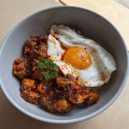 Chicken Peanut Butter and Chili Oil Don