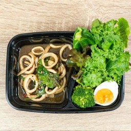 ปลาหมึกผัดขี้เมา (Keto)