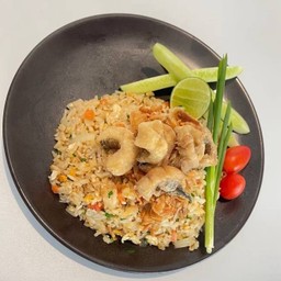 ข้าวผัดปลาสลิด