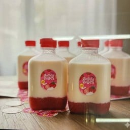 สตรอเบอรี่นมสด