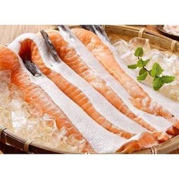 ท้องปลาแซลมอน 1 ชิ้น