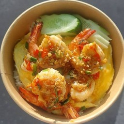 กุ้งคั่วพริกเกลือไข่ข้นราดข้าว