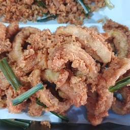 กล้วยเมียแขก นาเกลือซอย 12