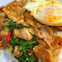 ข้าว กะเพรา หมูชิ้น