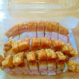 หมูกรอบ อ้วนตุ๊บ สาขา3
