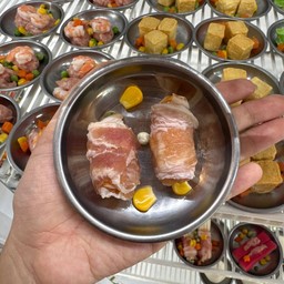 ติ่มซำไส้กรอกพันเบคอน