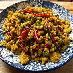 ข้าว คั่วกลิ้ง เนื้อสับ