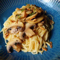 Spaghetti Miso Butter with Muchroom