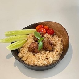 ข้าวเบคอนบอมบ์