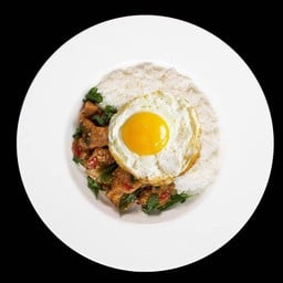 ข้าวกะเพราไก่กรอบ + ไข่ดาว