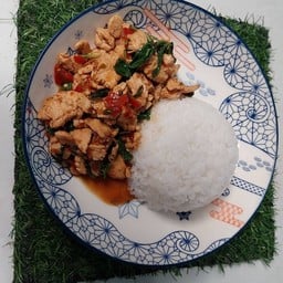 บ้านกระเพา&ข้าวไข่เจียว