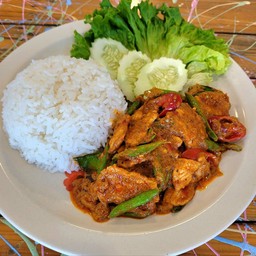 ผัดพริกเเกงหมู+ไข่ดาว