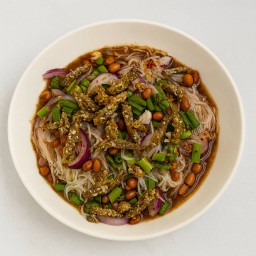 ยำขนมจีนปลากรอบ