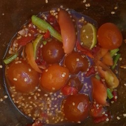 เหลาไข่แดงเค็ม