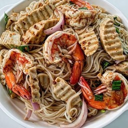 ยำขนมจีนทะเล