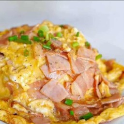 ข้าวไข่ข้นเบคอน