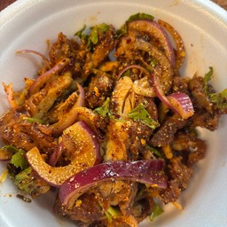 ยำไก่แซ่บ