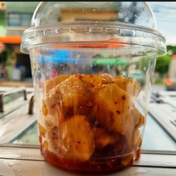 สับปะรดคลุกน้ำปลาหวาน