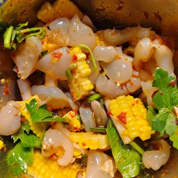 ยำแมงกะพรุนจืด   ครึ่งกิโล น้ำหนักชั่งก่อนลวกสุกค่ะ