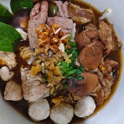 ก๋วยเตี๋ยวเรือน้ำข้น