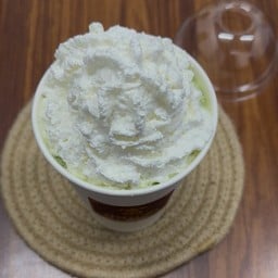 นมสดชาเขียวเย็น