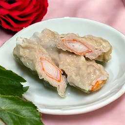 เกี๊ยวหมูปูอัด 4 ชิ้น