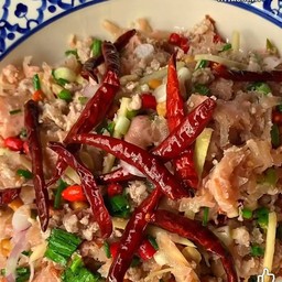 ยำแหนมหมูสับ