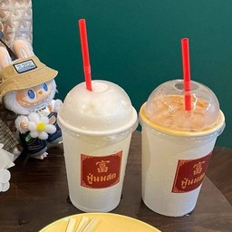 นมสดชาไทยเย็น