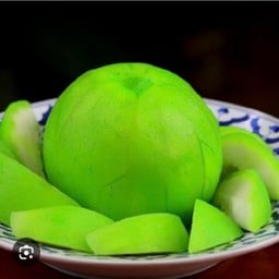 ฝรั่งแช่บ๊วย(กลาง)