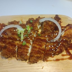 [อร่อยซ่ากับโค้ก] ไก่เผ็ดกรอบโคเรียซอส(เผ็ด) +  โค้ก ออริจินัล (กระป๋อง) 