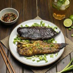 ปลาดุกย่าง ( เอาก้างออกแล้ว )