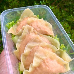 เกี๊ยวหมูเด้ง+น้ำจิ้มรสเด็ด