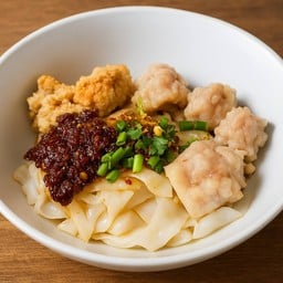 เส้นใหญ่แห้ง ต้มยำ