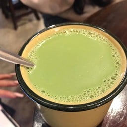 นมสดชาเขียวร้อน