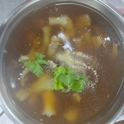 เอ็นหมูน้ำแดง