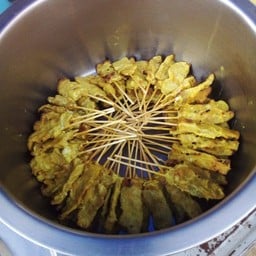 หมูสะเตะป้ากี หมูสะเตะป้ากีข้างเซเว่น พฤกษา 37