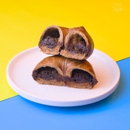 Chocolate Hazelnut Parline Bagel