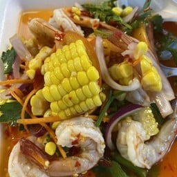 ยำข้าวโพดกุ้งสด/สุก