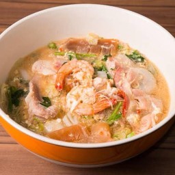 สุกี้น้ำ รวมมิตร